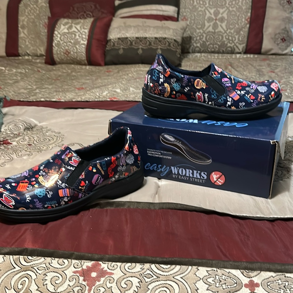 Easy Street Easy Works nurses shoes